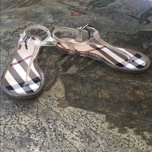 Burberry jelly sandals!